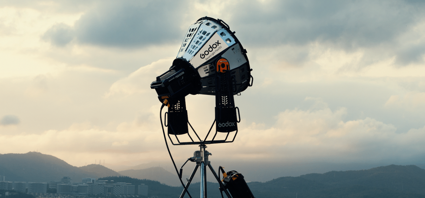 BeamLight Max90 Cinematic-Grade Parallel Beam Lighting