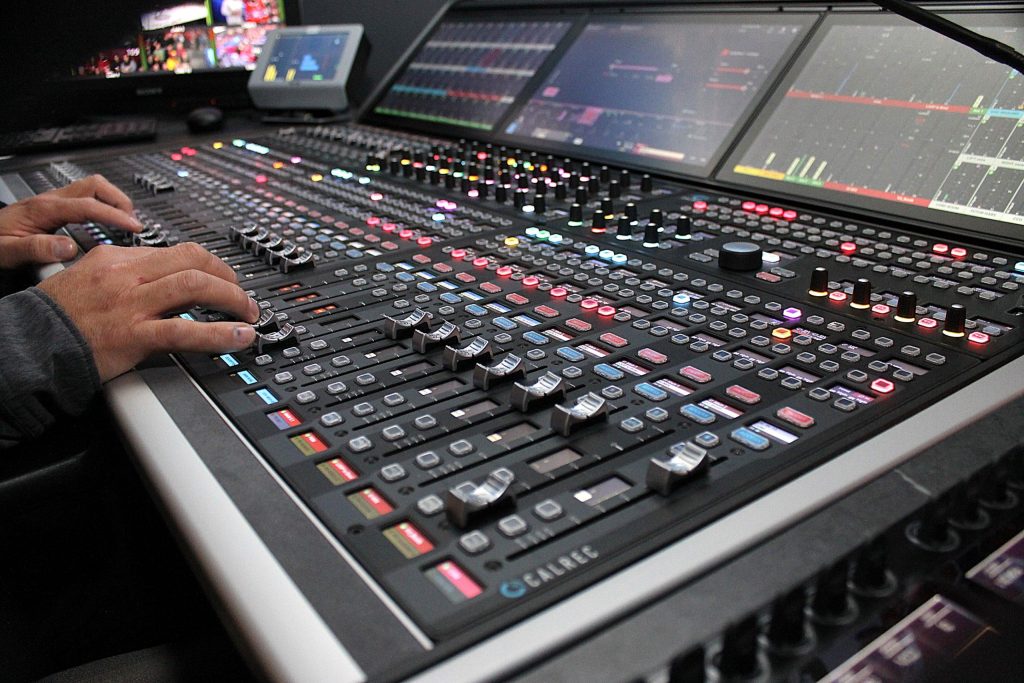 Montreal’s Bell Centre arena elevates fan experience across the board with Calrec’s compact Argo S console